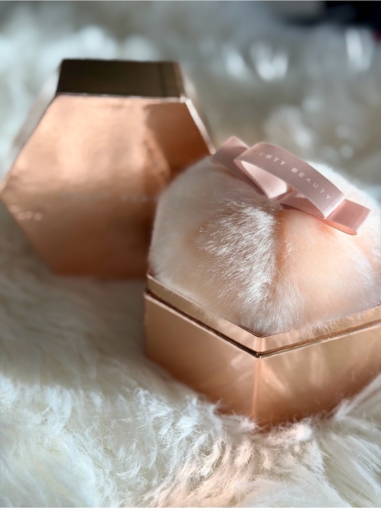 Fenty Beauty Other - Fenty Beauty Limited Edition Fairy 🧚Bomb in Rose on Ice